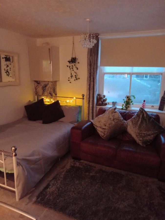 Little Dorrit Studio Flat 5 Rochester Me1 1Xz Strood Exteriör bild