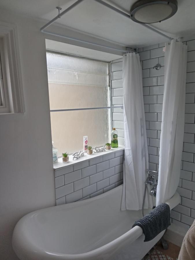 Little Dorrit Studio Flat 5 Rochester Me1 1Xz Strood Exteriör bild