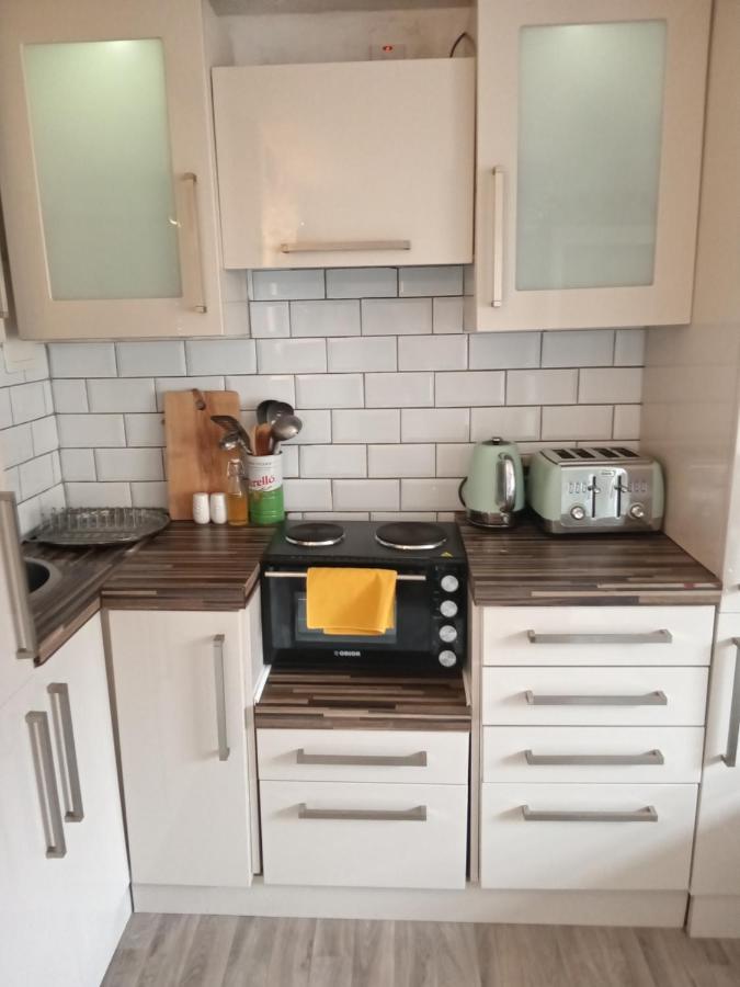 Little Dorrit Studio Flat 5 Rochester Me1 1Xz Strood Exteriör bild